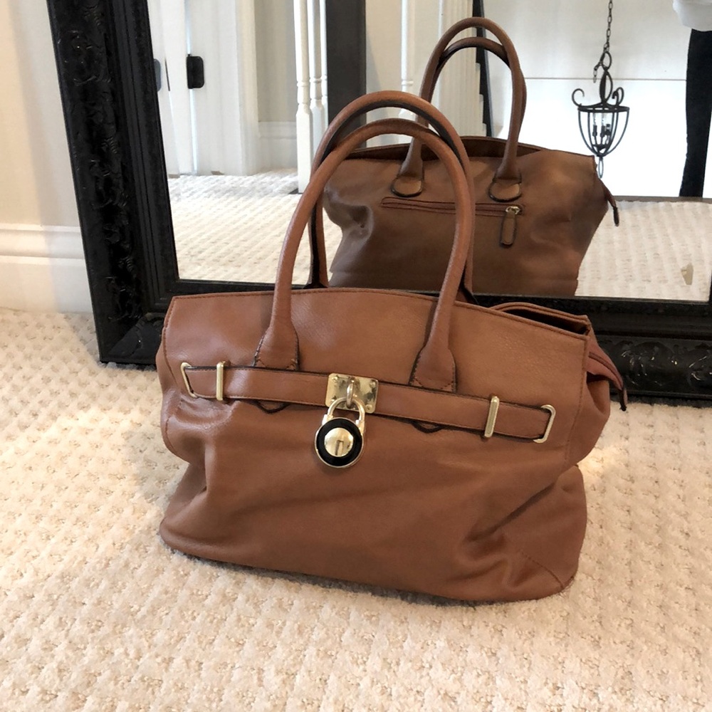 Vegan camel coloured duffle style bag